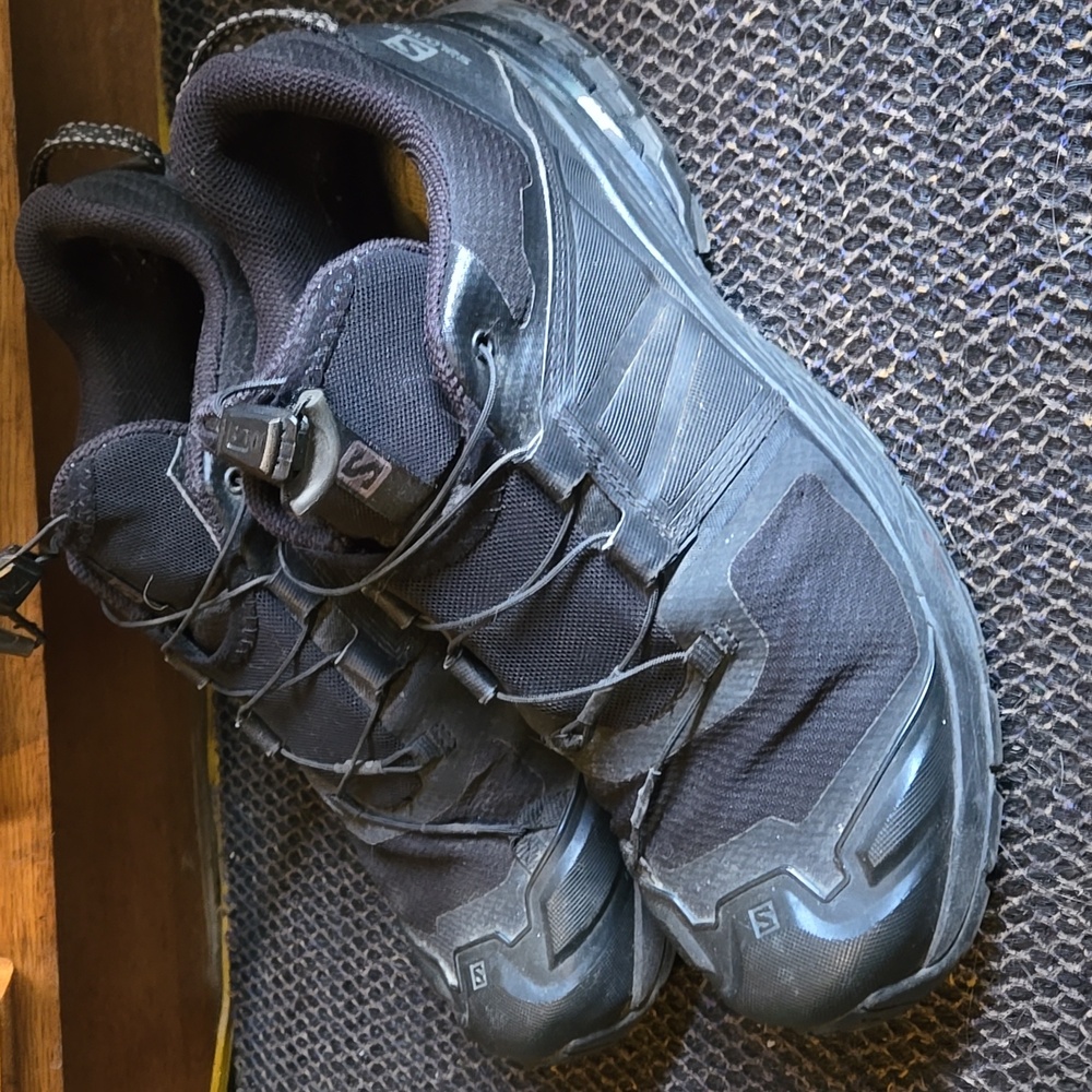 Salomon Men's Black Trail Running Shoes